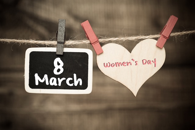 International Women's Day date and heart